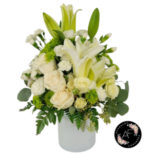 Box con Rosas Blancas y Lirios